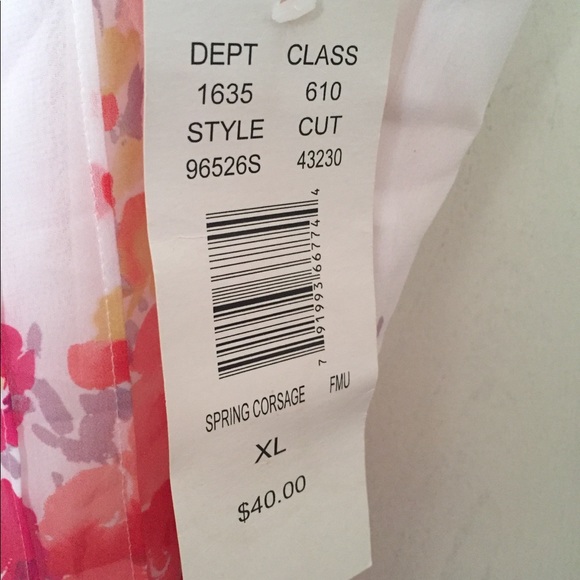 Blouse - Picture 3 of 4